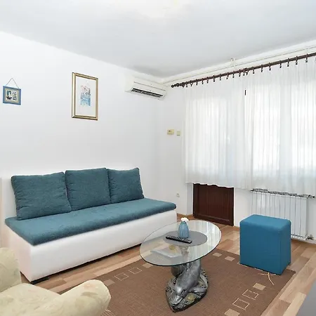 Für 4 Personen Ca 60 Qm In červar-porat, Istrien Istrische Riviera Apartamento